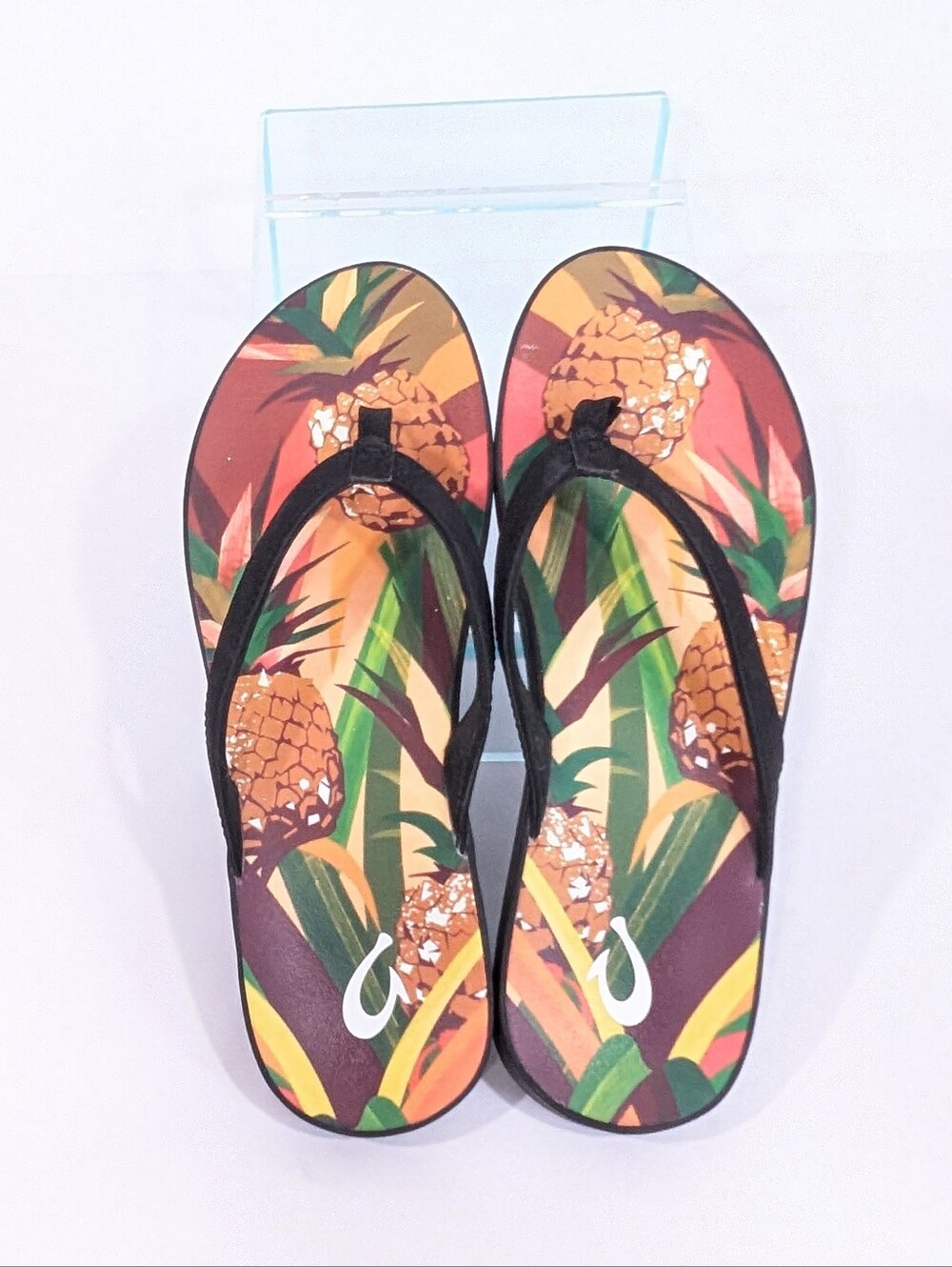 Olukai Puawe Sandals sz 10 Women Flip Flops Tropical print faux leather beach